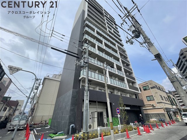 建物外観　宅配ボックス・モニター付きオートロックでセキュリティ安心♪