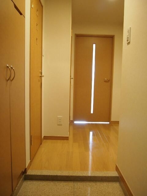 玄関　ゆったりとした玄関です