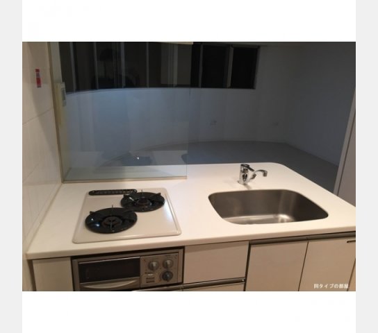 キッチン　※別部屋参考写真