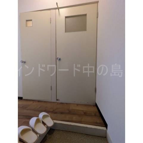 玄関　詳細は、ウィンドワード中の島店までご相談下さい。