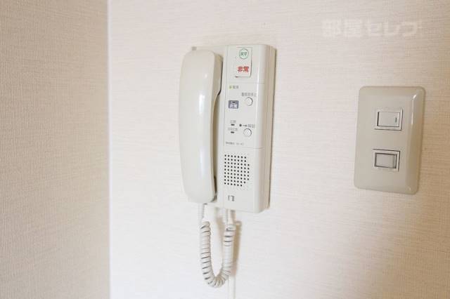 セキュリティ　※３０２号室内装写真参照