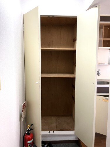 収納　下足入