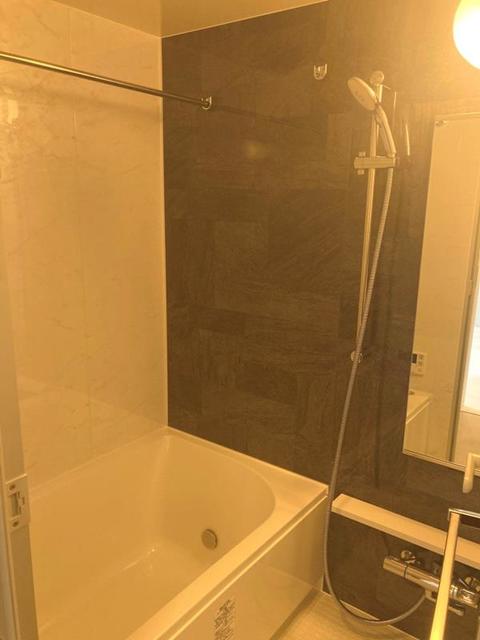 バス・シャワールーム　※写真は同タイプ住戸です。