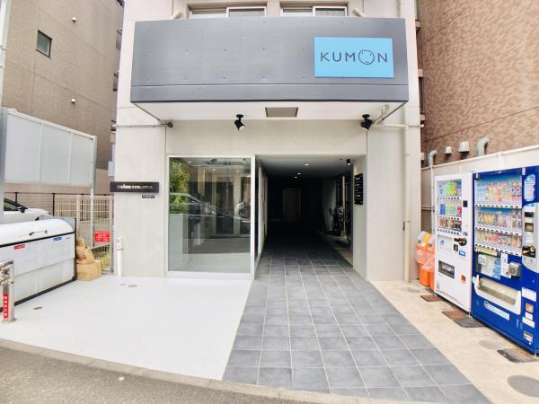 エントランス　建物の内部です