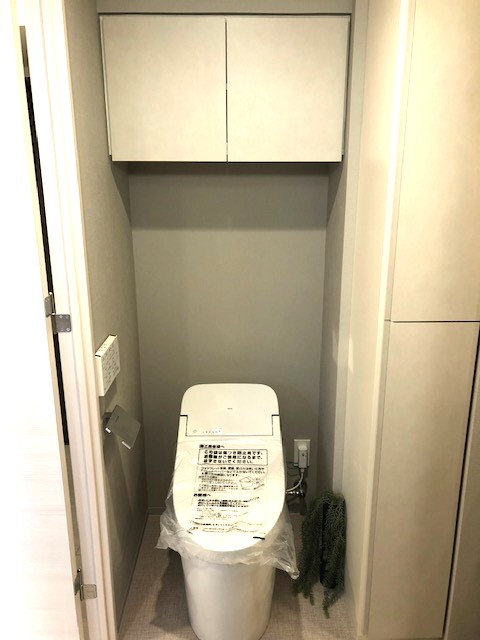 トイレ　写真は同タイプ住居です。