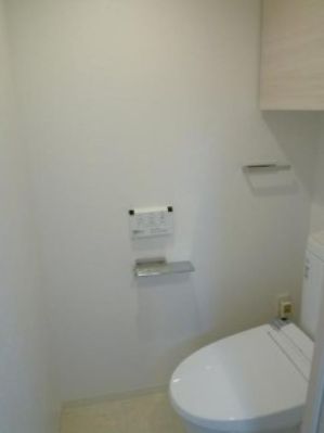 トイレ　トイレもきれいです