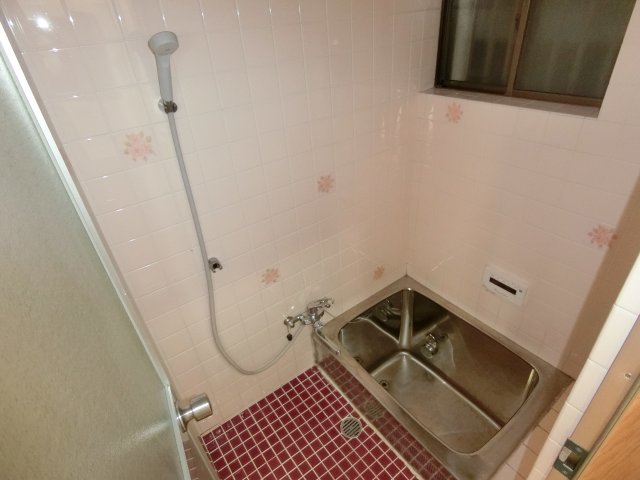 バス・シャワールーム　【お部屋さがしはラックハウジングにお問合せ下さいませ♪】