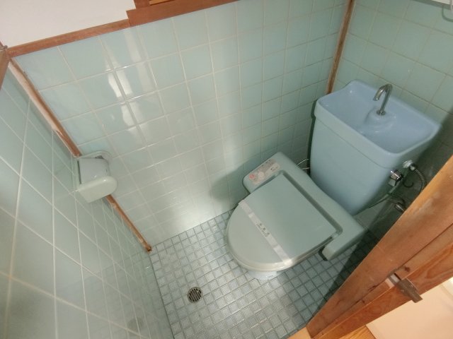 トイレ　【お部屋さがしはラックハウジングにお問合せ下さいませ♪】