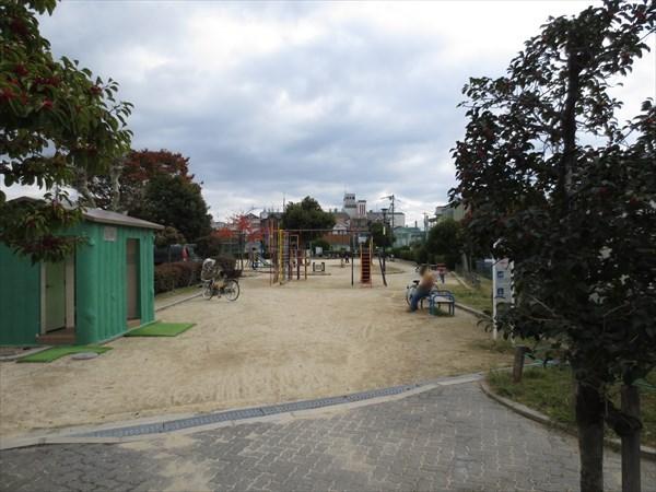公園　黒原旭町公園（公園）まで833m