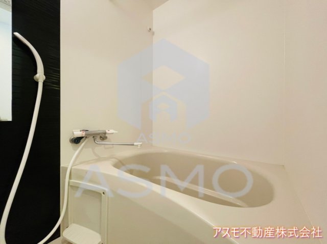 バス・シャワールーム　※同物件　別間取り　参考写真