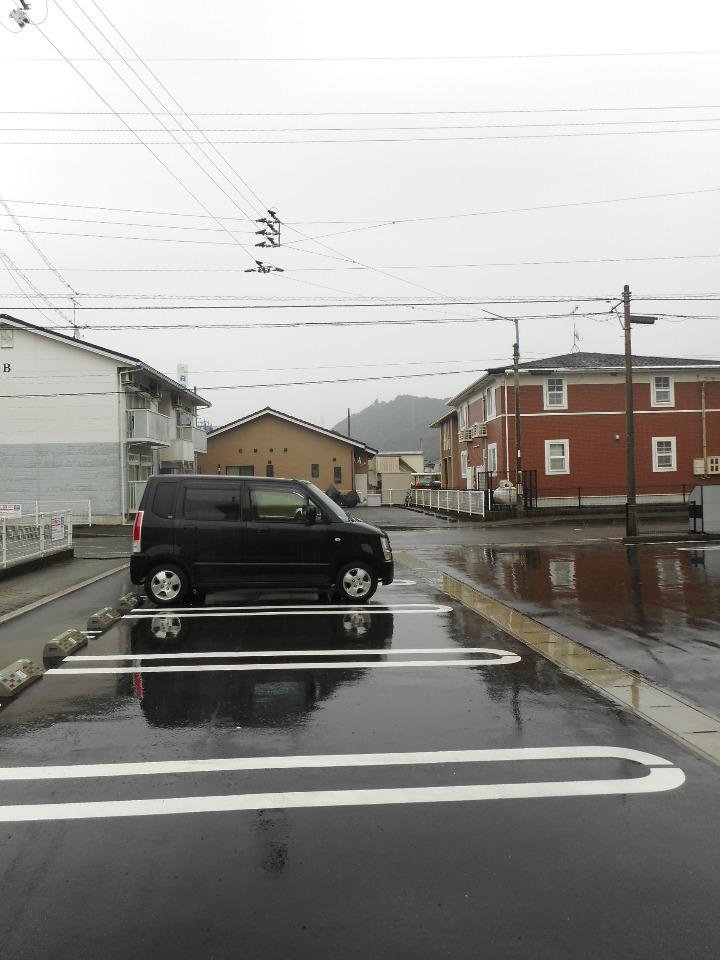 駐車場　駐車場