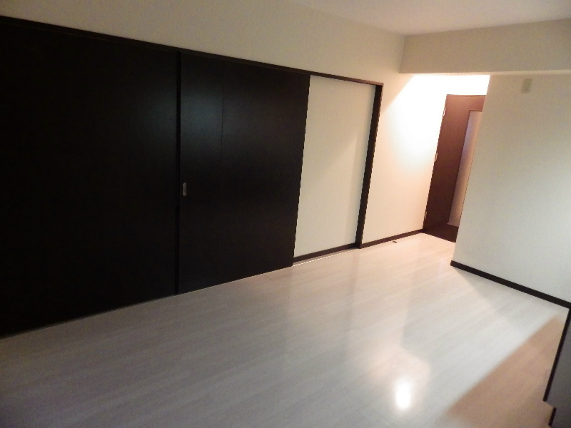 居室・リビング　※別部屋参考写真