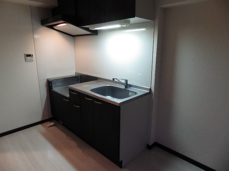 キッチン　※別部屋参考写真