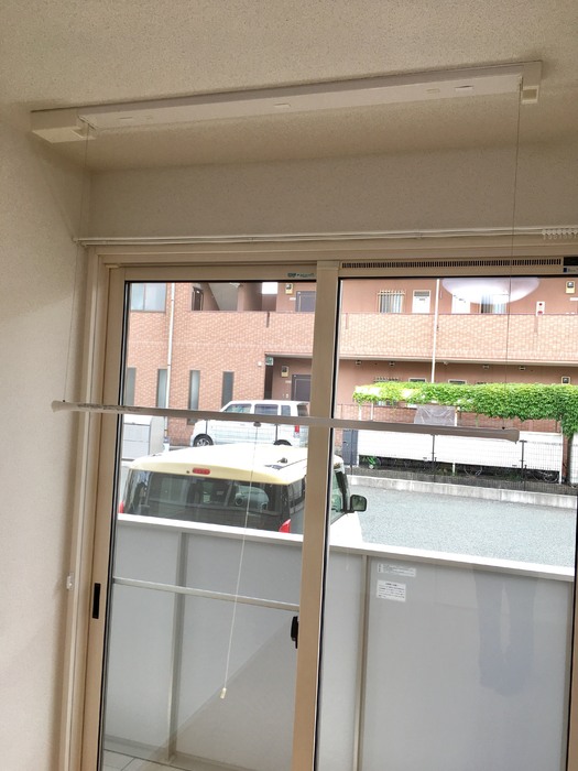 その他設備　室内物干し機
