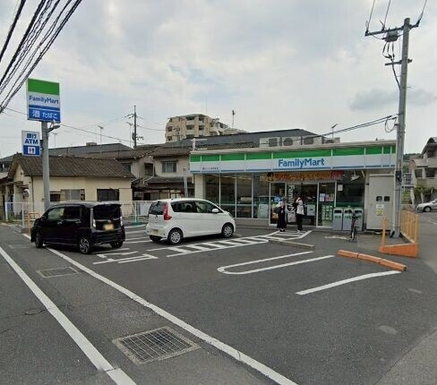 コンビニ　ファミリーマート　岡山つしま西坂店（コンビニ）まで851m