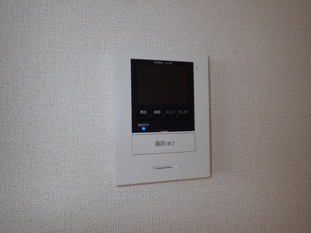 セキュリティ　TVモニター付きインターホン