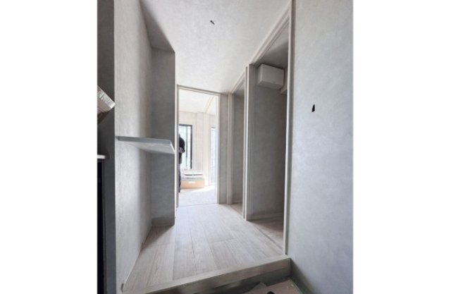 玄関　※他部屋の参考写真です。現状優先となります。