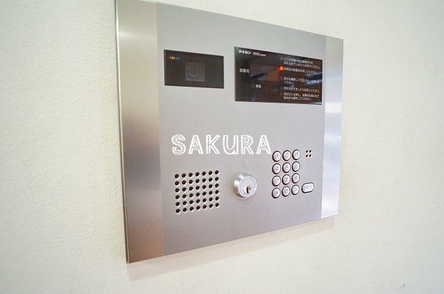 セキュリティ　女性の方でも安心のモニター付きオートロック♪