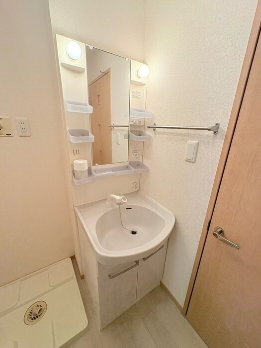 洗面設備　図面と現状に相違がある場合には現状を優先