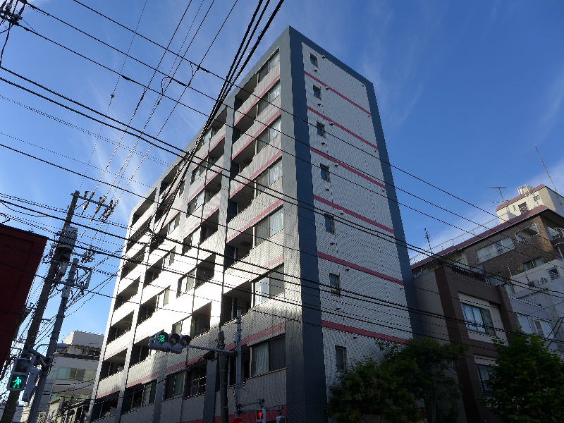 建物外観　重厚感の外観