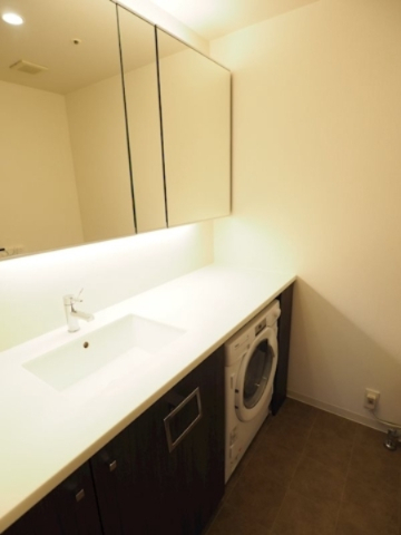 洗面設備　別部屋参考写真