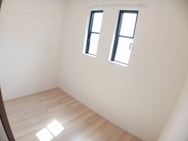その他　※別号室の写真です。