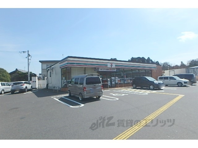 コンビニ　セブンイレブン湖南岩根店（コンビニ）まで500m