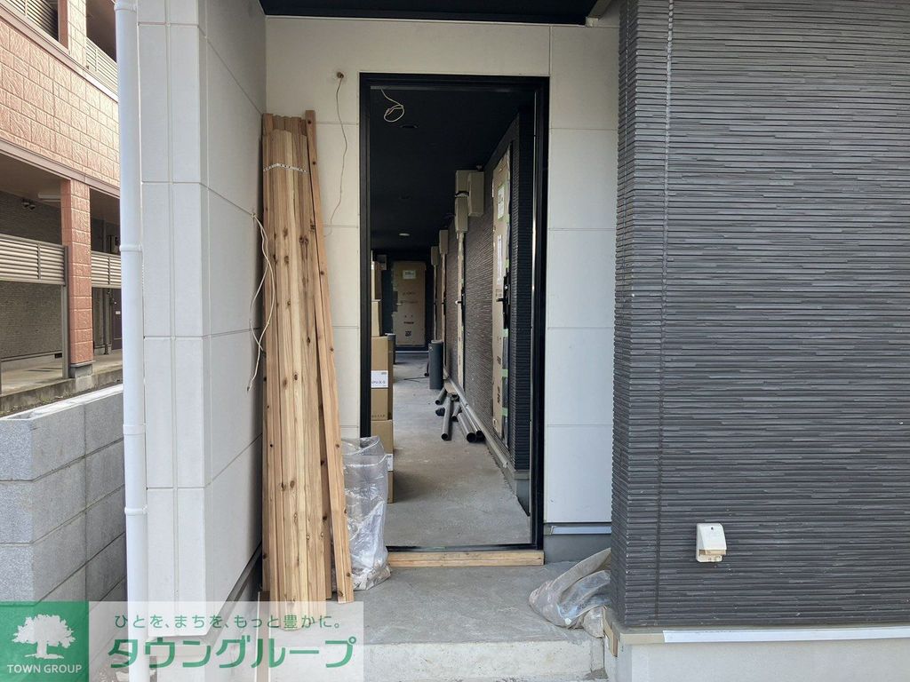 エントランス　エントランス