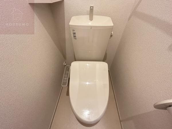 トイレ　清潔感のあるトイレです
