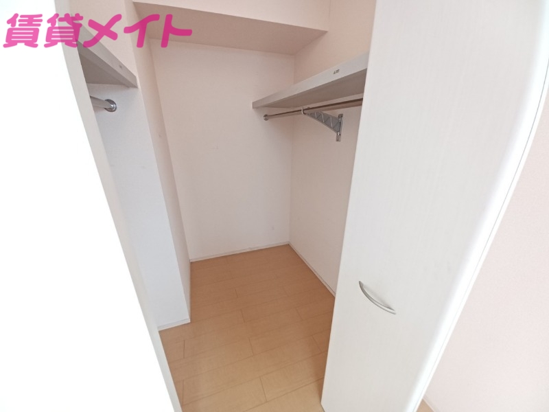 収納　別部屋反転画像参考