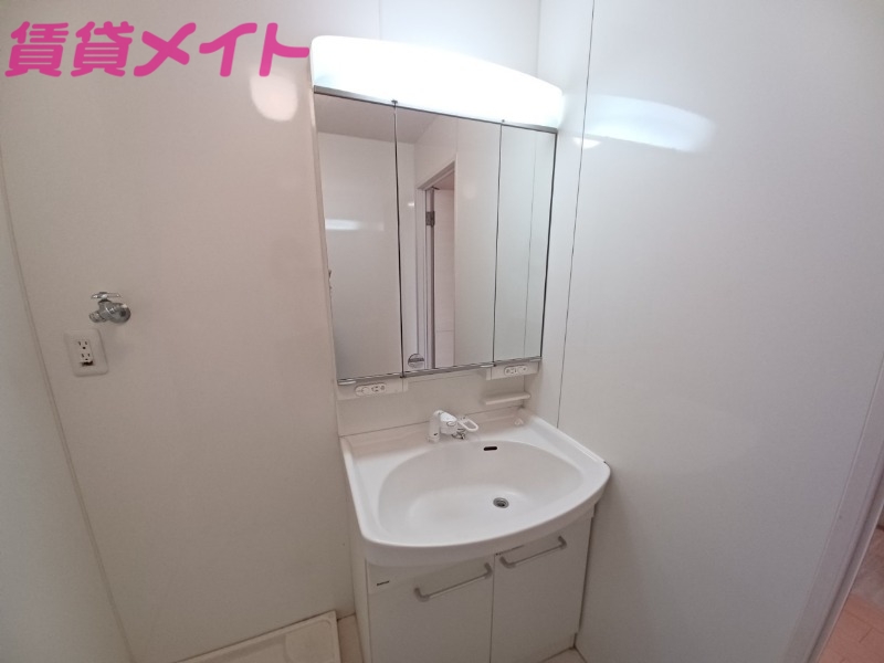 洗面設備　別部屋反転画像参考