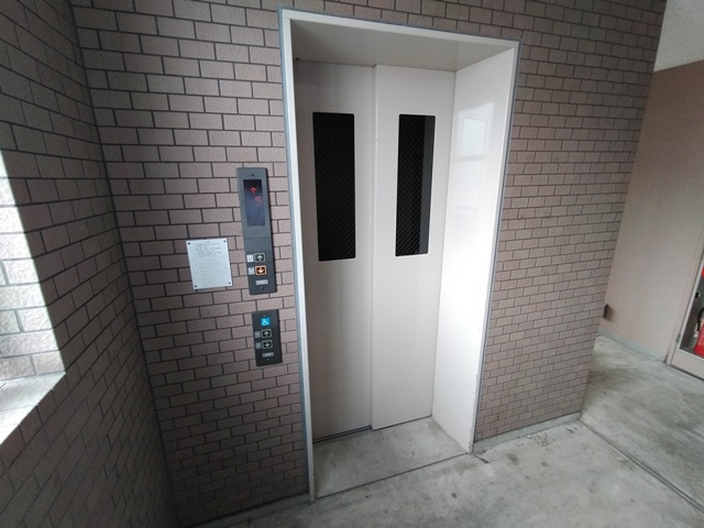 ロビー