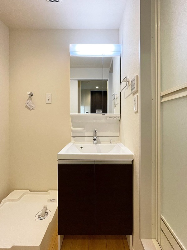 洗面設備　別部屋同間取