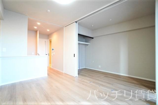 居室・リビング　画像は別部屋の為イメージ、現状優先致します