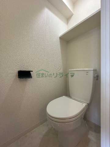 トイレ　別部屋同タイプ部屋の参考写真となります。