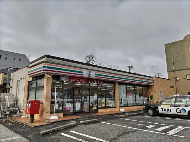 コンビニ　セブン－イレブン　千葉寺駅前店（コンビニ）まで300m