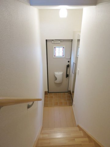 玄関　シンプルで使いやすい玄関です
