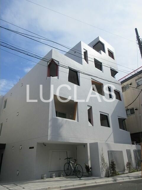 建物外観　『想いの先を照らし出す。』信頼が必要だからこそ、弊社へお任せ