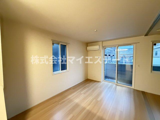 居室・リビング　別部屋写真