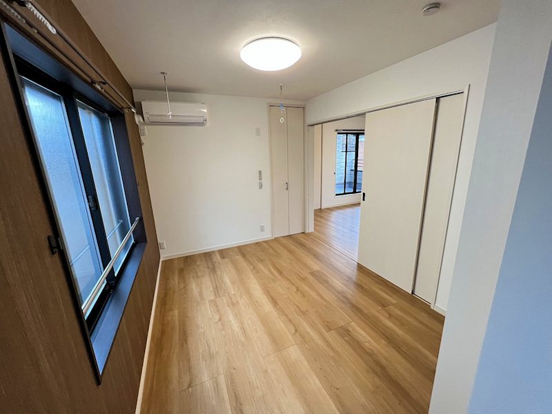 その他部屋・スペース　アクセントクロスが落ち着いた空間