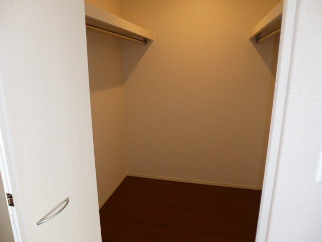 収納　ウォーウインクローゼット