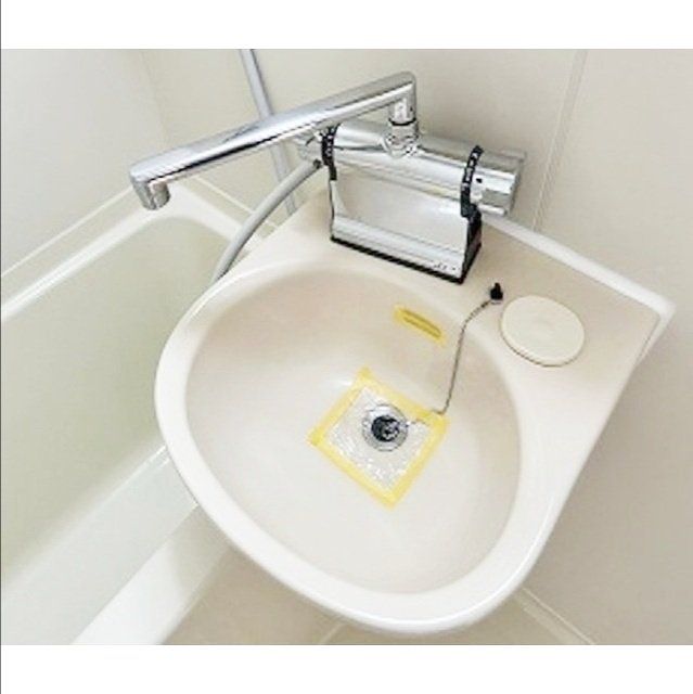 洗面設備　※同タイプの別のお部屋です。