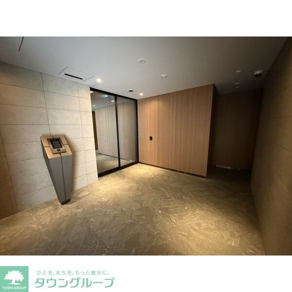 エントランス　エントランス