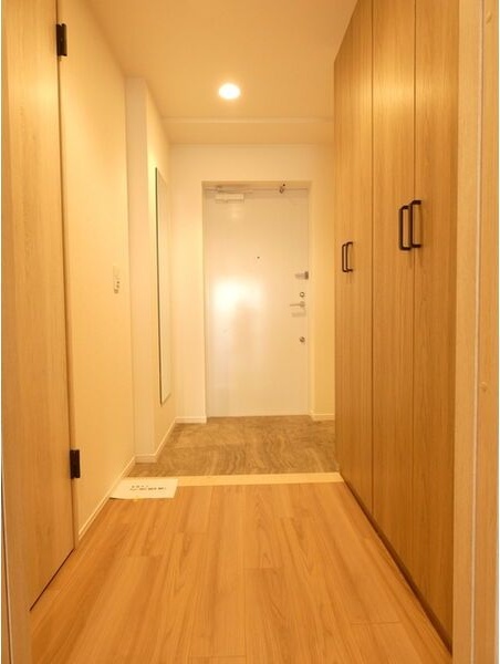 玄関　※別部屋写真