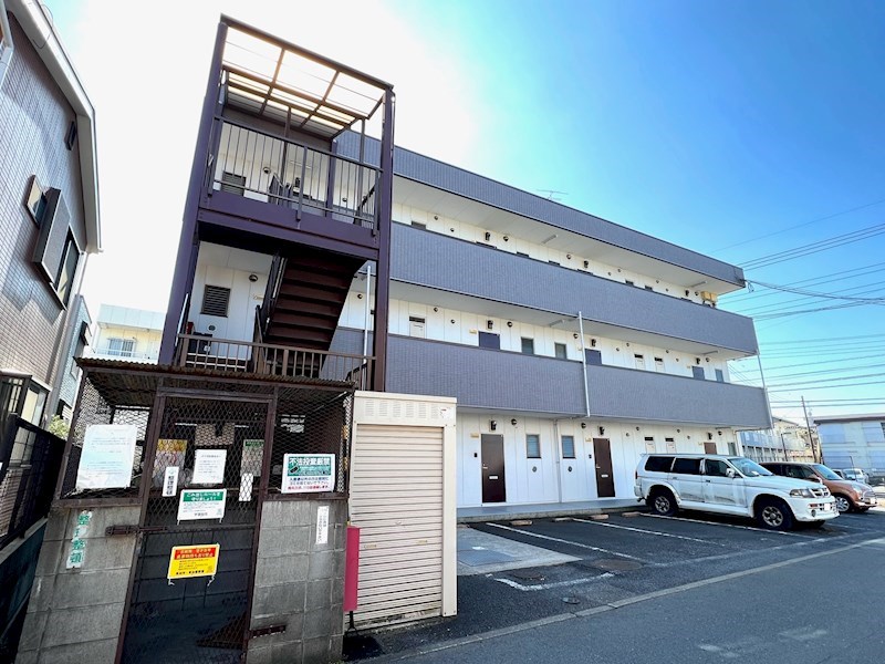 建物外観　新田駅徒歩５分（４００ｍ）