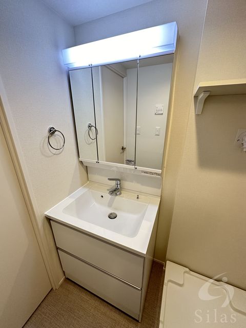 洗面設備　同仕様
