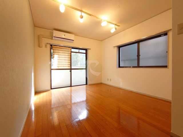居室・リビング　瑞鶯ハイツ
