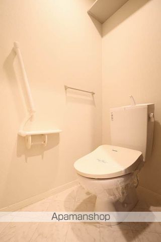 アン アロウ ガァデンズ B棟のトイレ写真