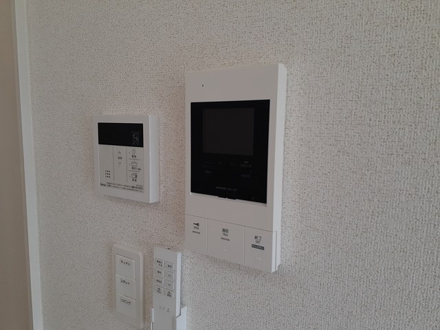 セキュリティ　現在建設中の為、同じ施工会社の内装写真を添付しております（イ
