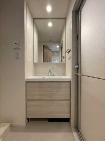 洗面設備　パークアクシス市谷左内町（別部屋参考画像）